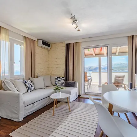 Apartment Sunset View - One Bedroom With Balcony And Sea View