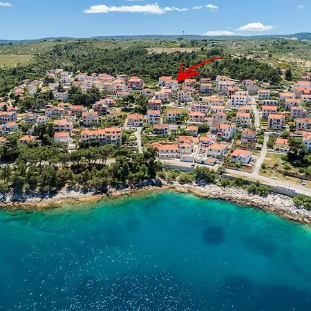 Sunset View - One Bedroom With Balcony And Sea View